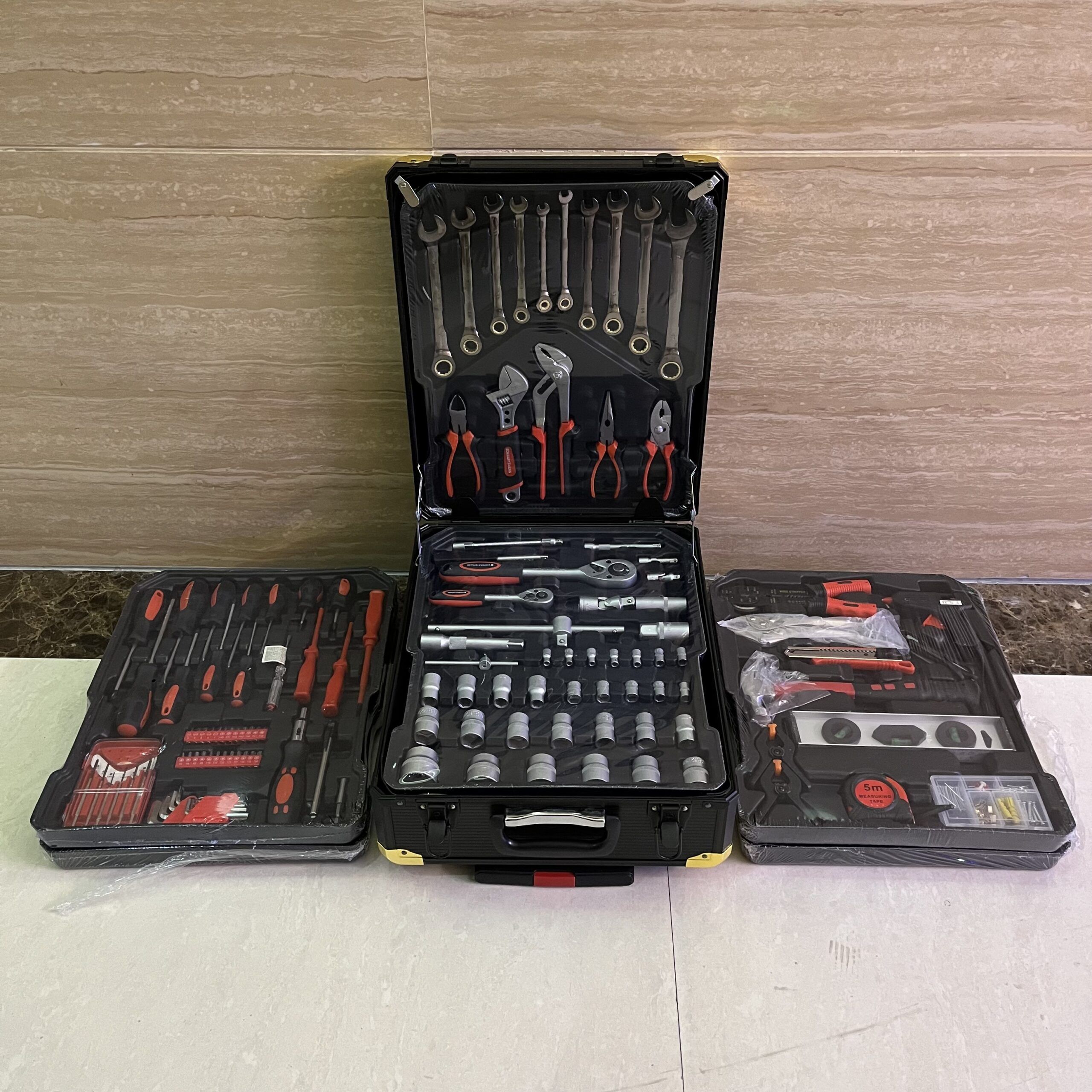 409 PCS tool set with aluminum box case