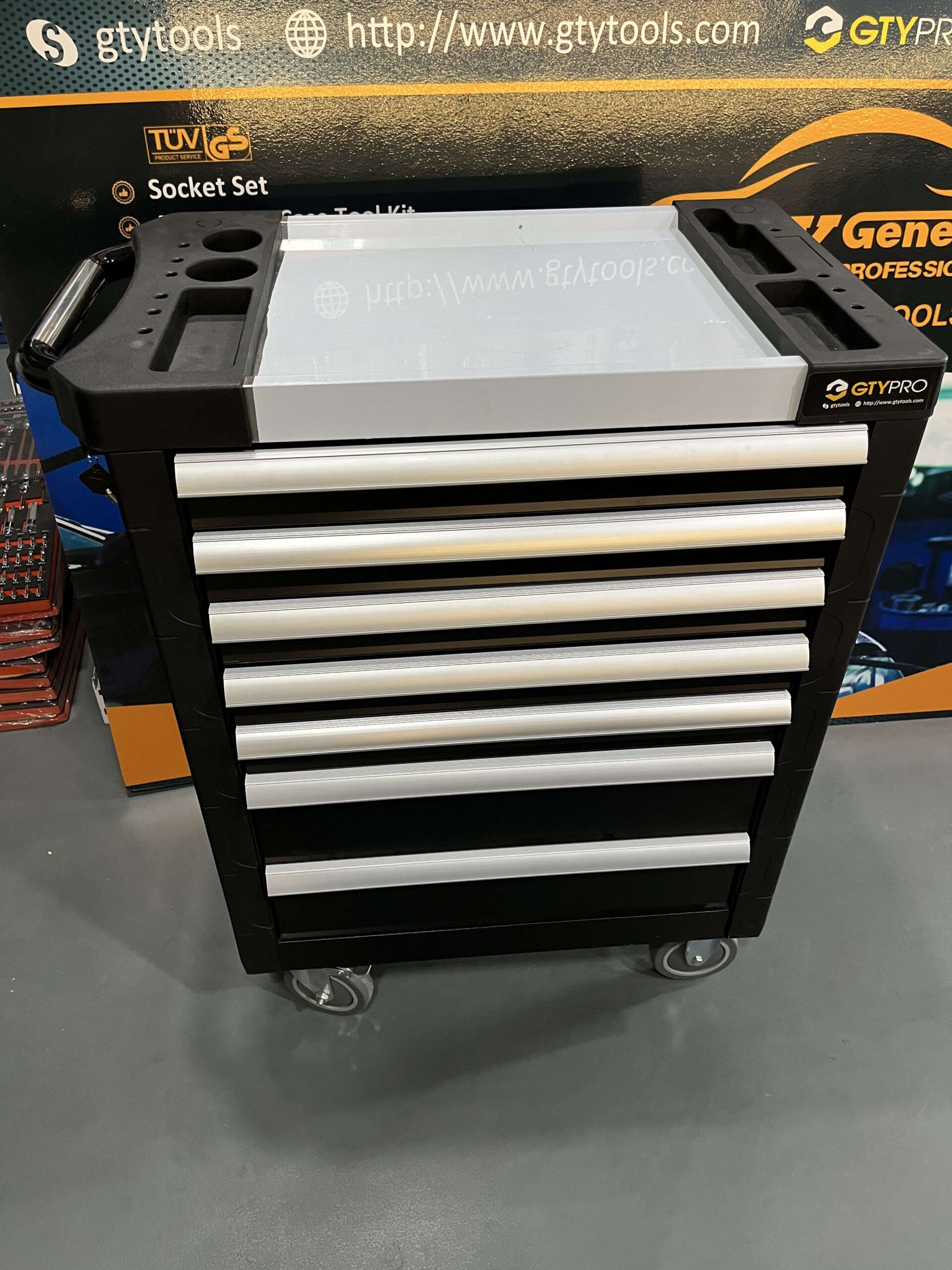 7 drawers tool trolly cabinet