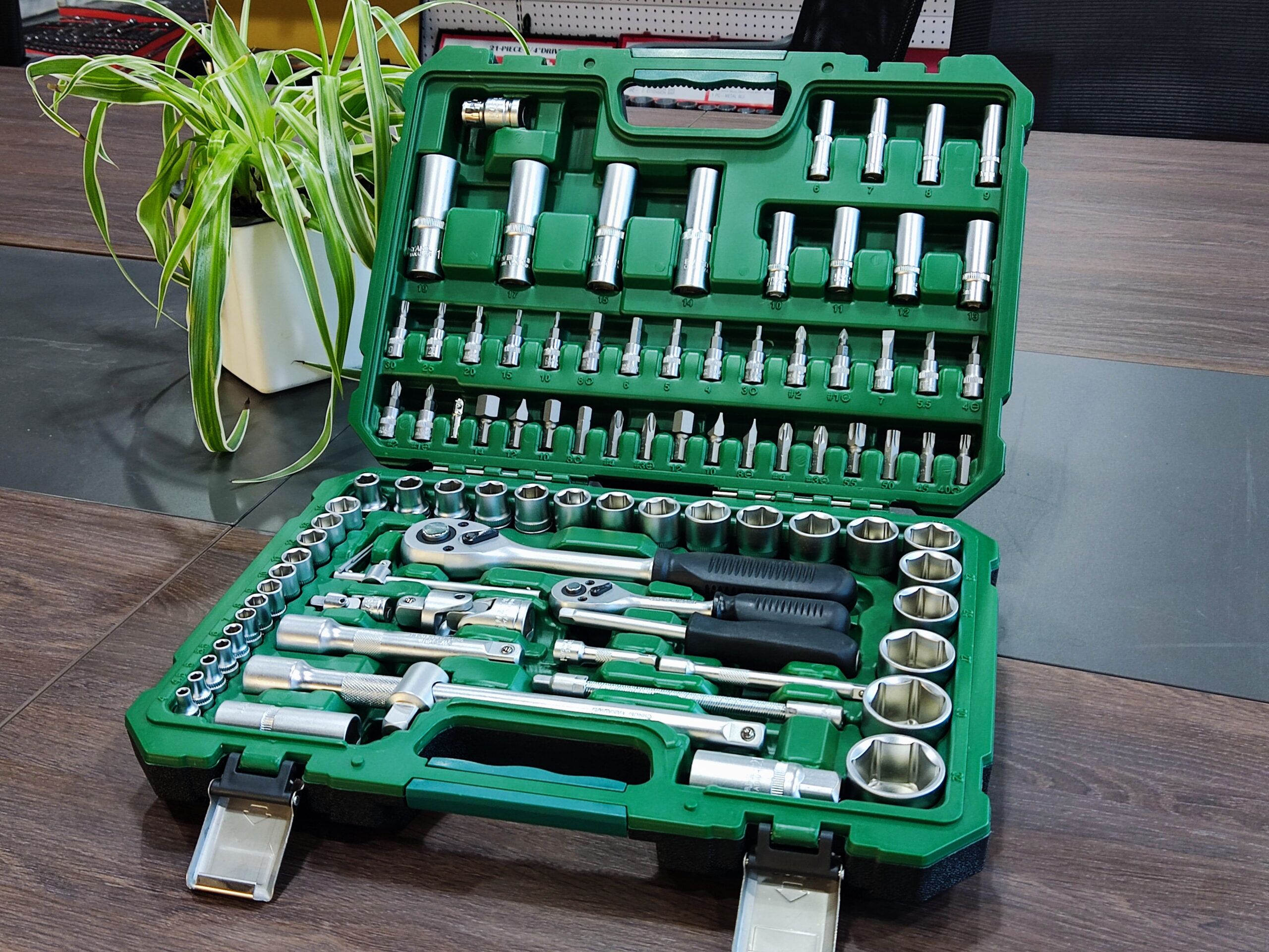 94pcs Socket Set